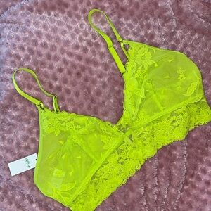 💛 New 💚 Aerie Bralette Bra Large Green Yellow Lace V Front Plunge